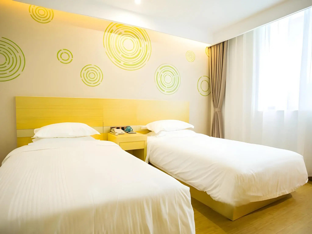 GreenTree Inn Wuxi Rongchuang cultural Tourism City Nanquan Town Business Hotel