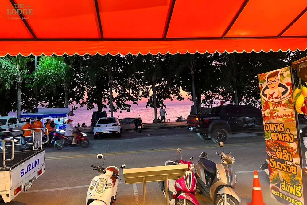 The Lodge Jomtien 9