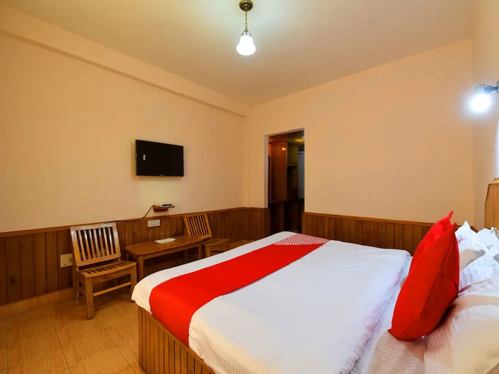 OYO 13947 Tourist Nest