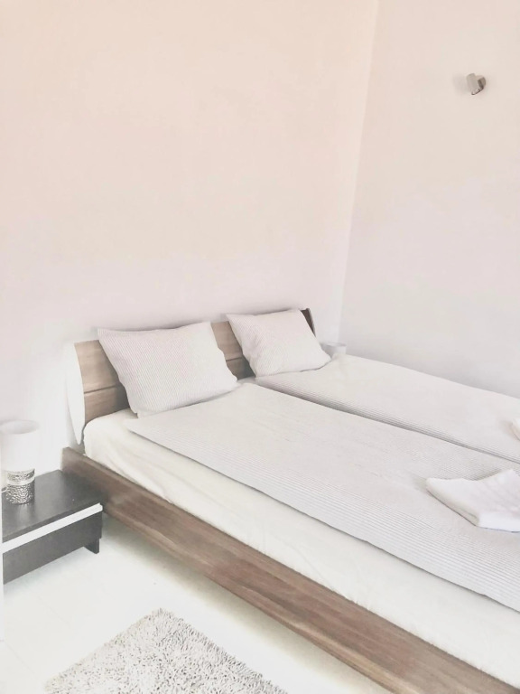 SMART GuestHouse