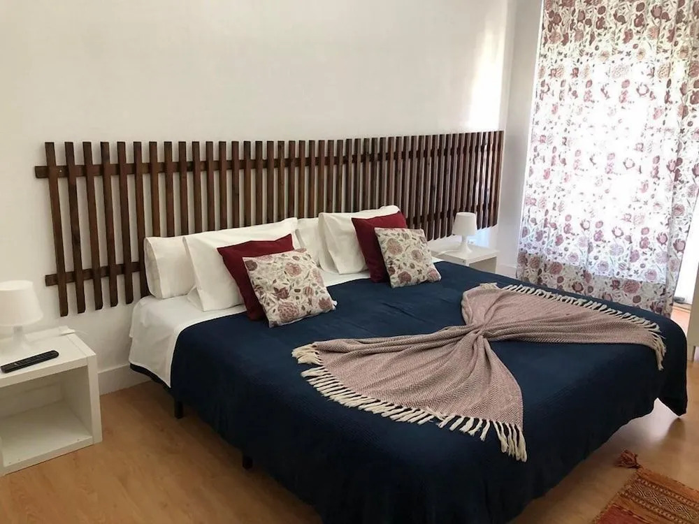 Avis Guesthouse