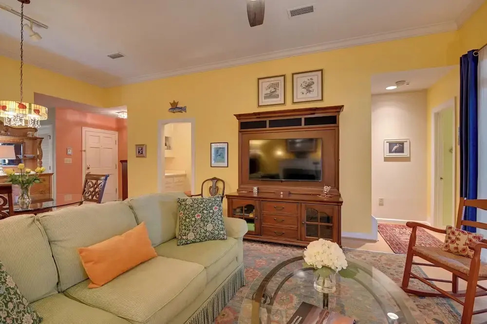 Riverside Cottage: Close to Ocean and Myrtle Beach