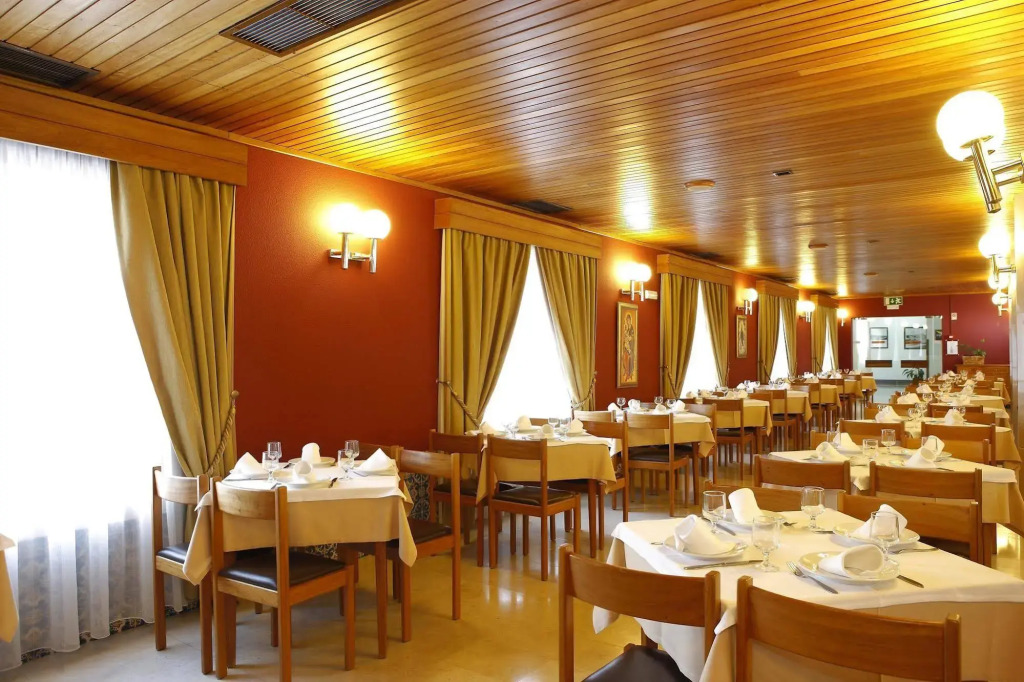 Domus Pacis Fatima Hotel
