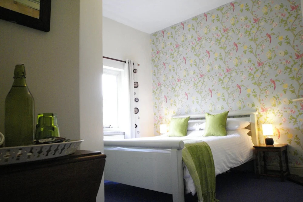 Barton House B&B