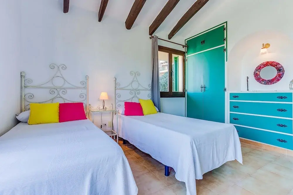 Porto Colom, Villa With Pool x 10 People