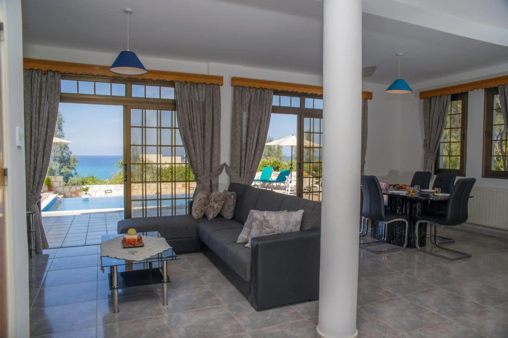 Savvas Villa