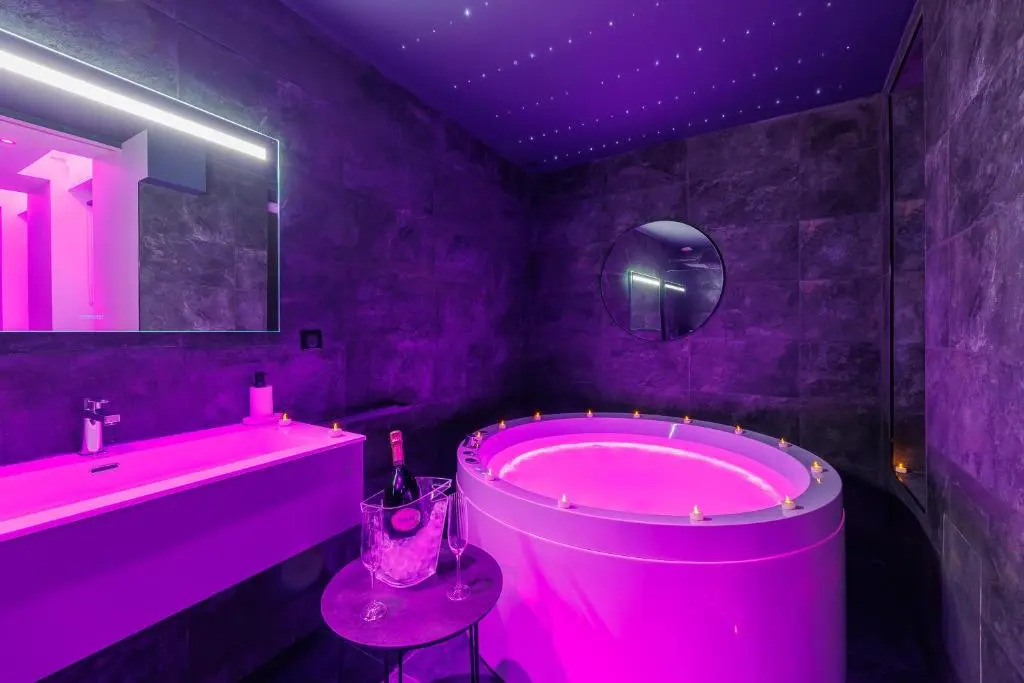 La Purple Suite