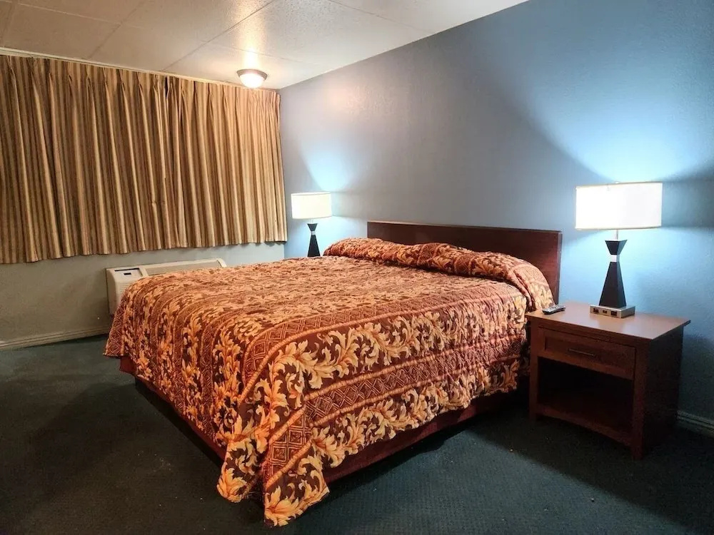 Executive Inn