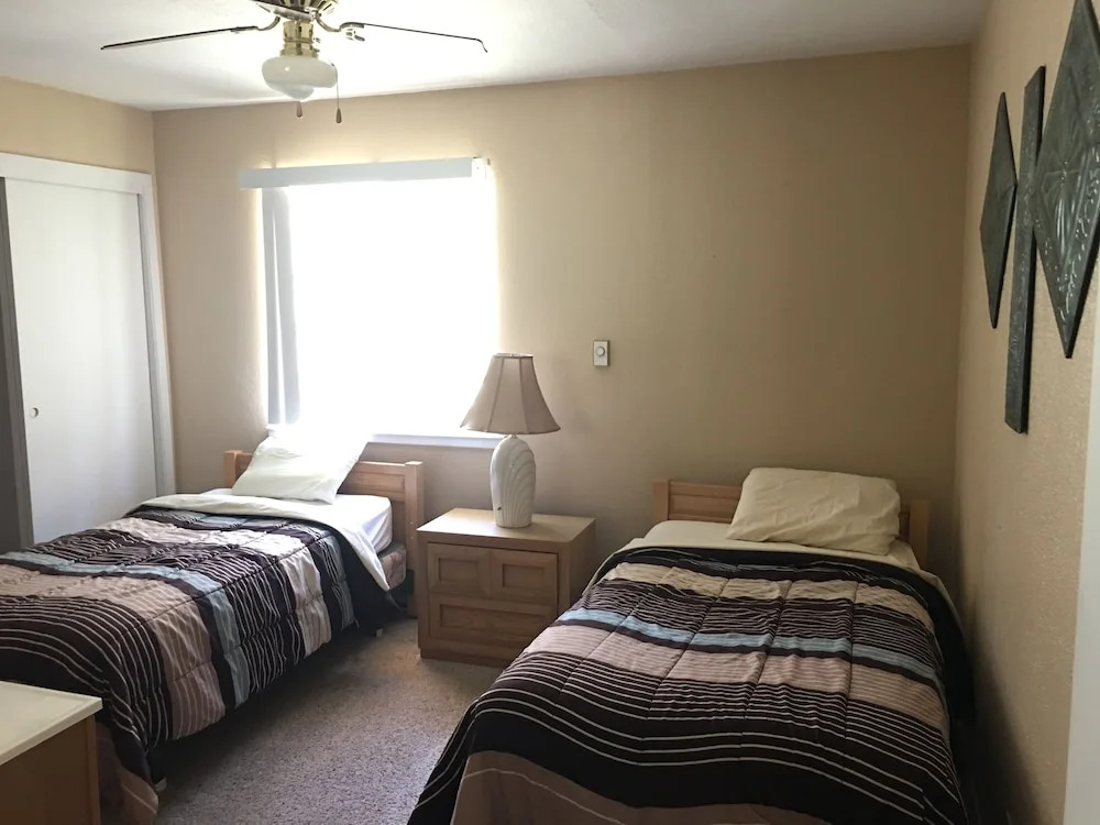 Pinecliff Village Resort
