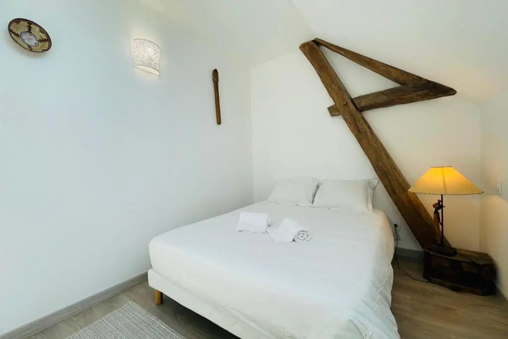The barn of Lucé authenticity and softness 2 min walk from Clos Lucé