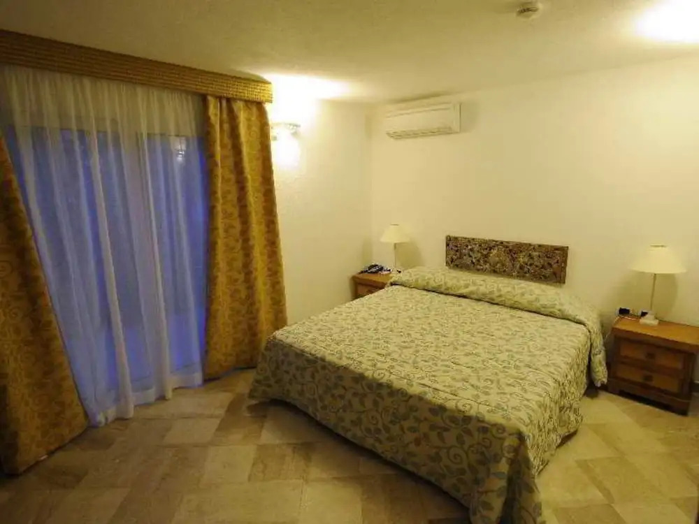 Residence Living Poltu Quatu