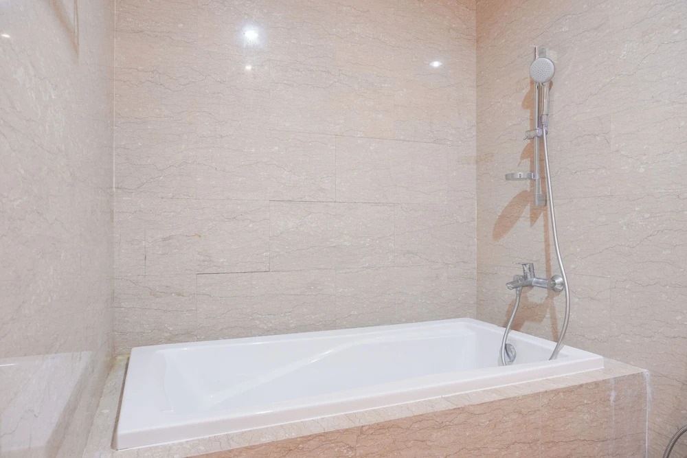 Nice And Elegant 2Br At 26Th Floor Menteng Park Apartment