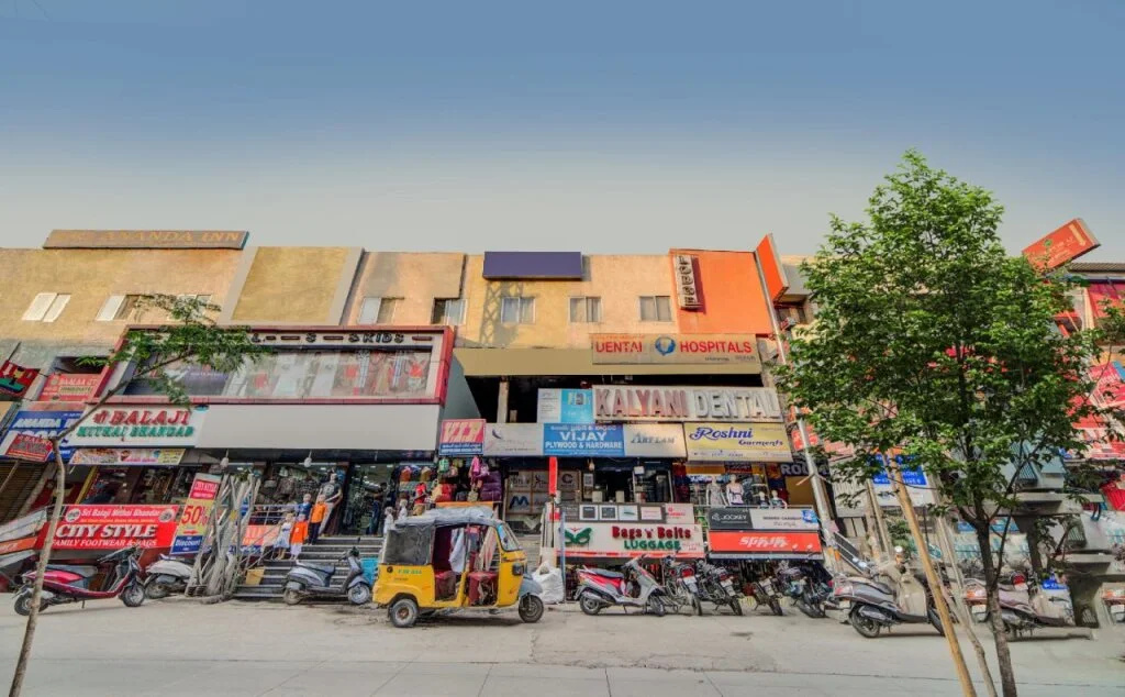 Hotel Samrat By OYO Rooms