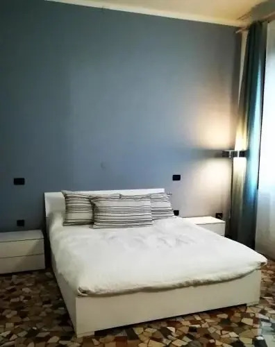 Via Alfieri 23