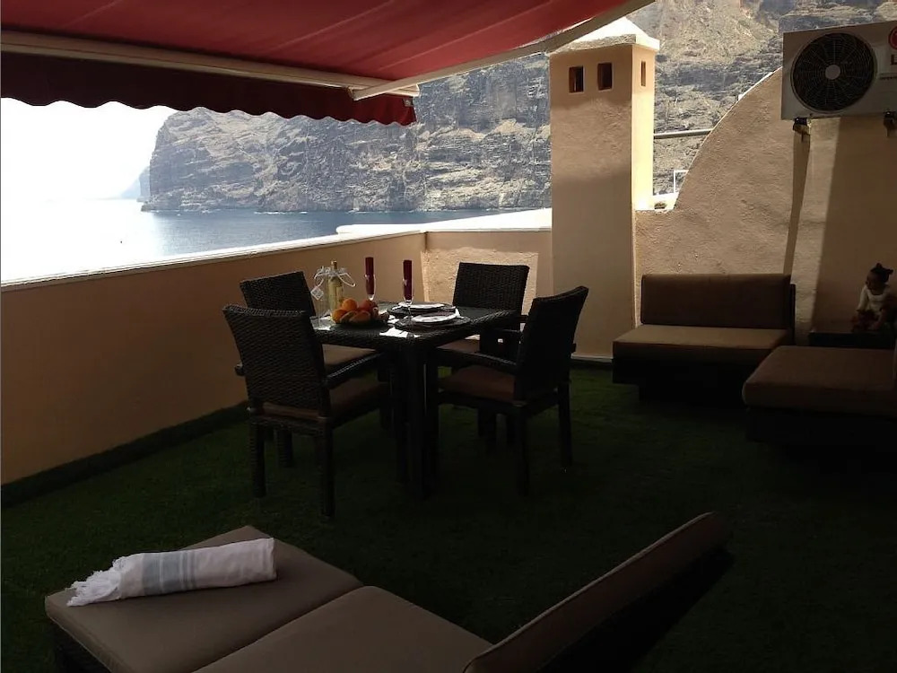Santiago del Teide Lanzarote 101930 1 Bdrm Apt By Mo Rentals