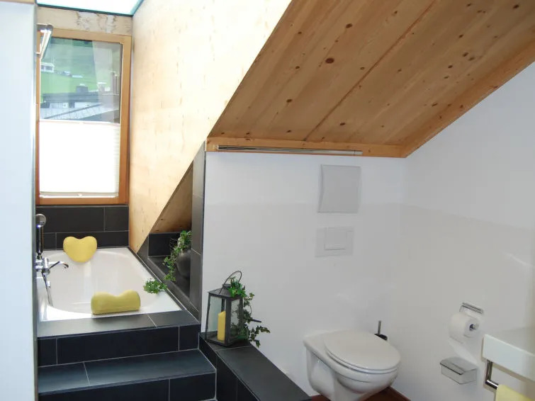 Apartment Apartment By easy