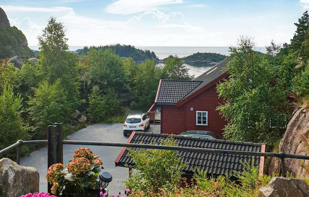 5 Bedroom Gorgeous Home In Lindesnes