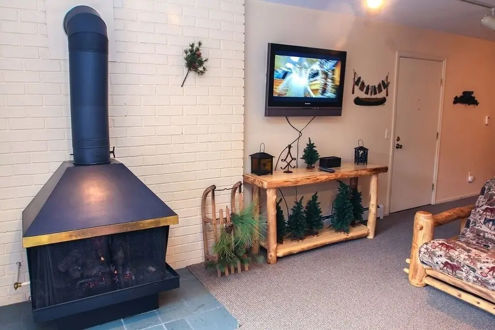 Fawn Valley Inn: 202 2 Bedroom Condo, Estes Park