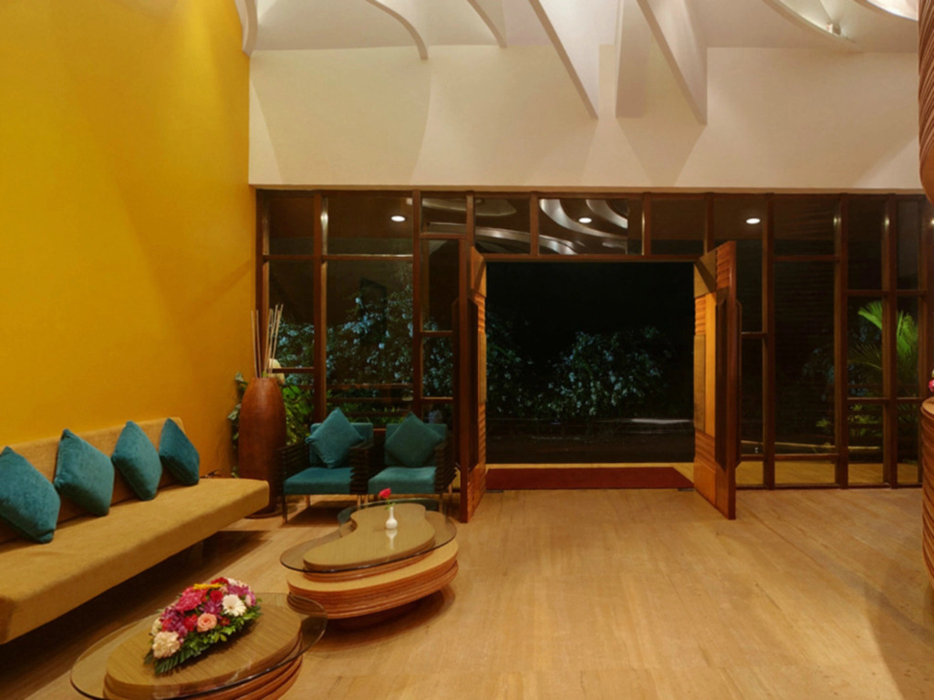 The Golden Crown Hotel & Spa, Colva
