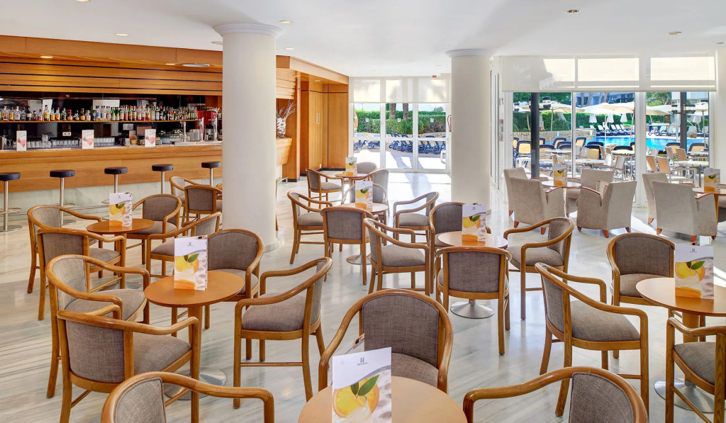 Hipotels Bahía Grande Aparthotel