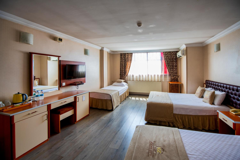 Kozan City Hotel
