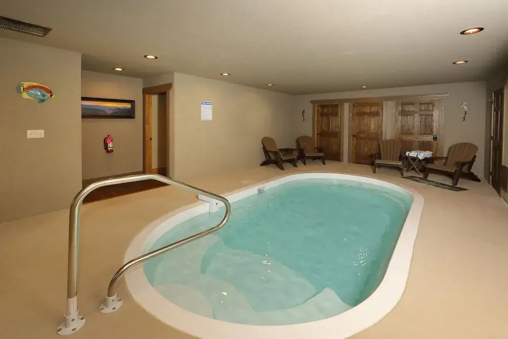 Dive Right In 4 Bedrooms 4.5 Bathrooms Cabin