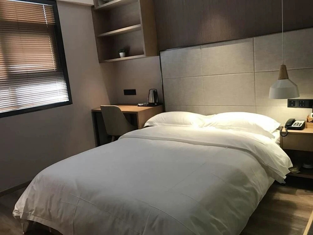 Guangdong V8 yat house