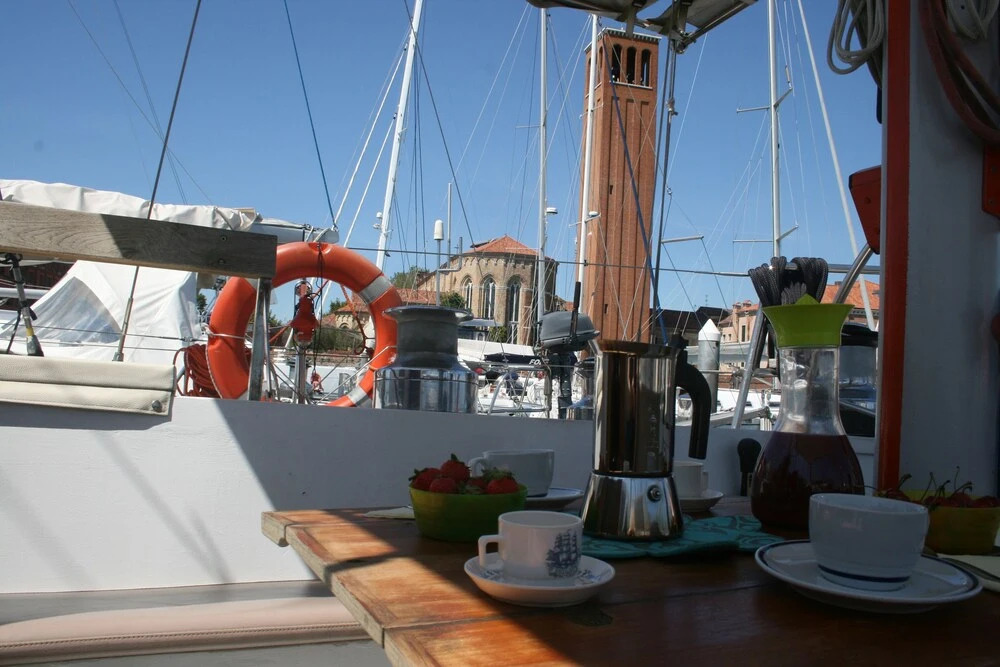 Sailing Yacht Naran