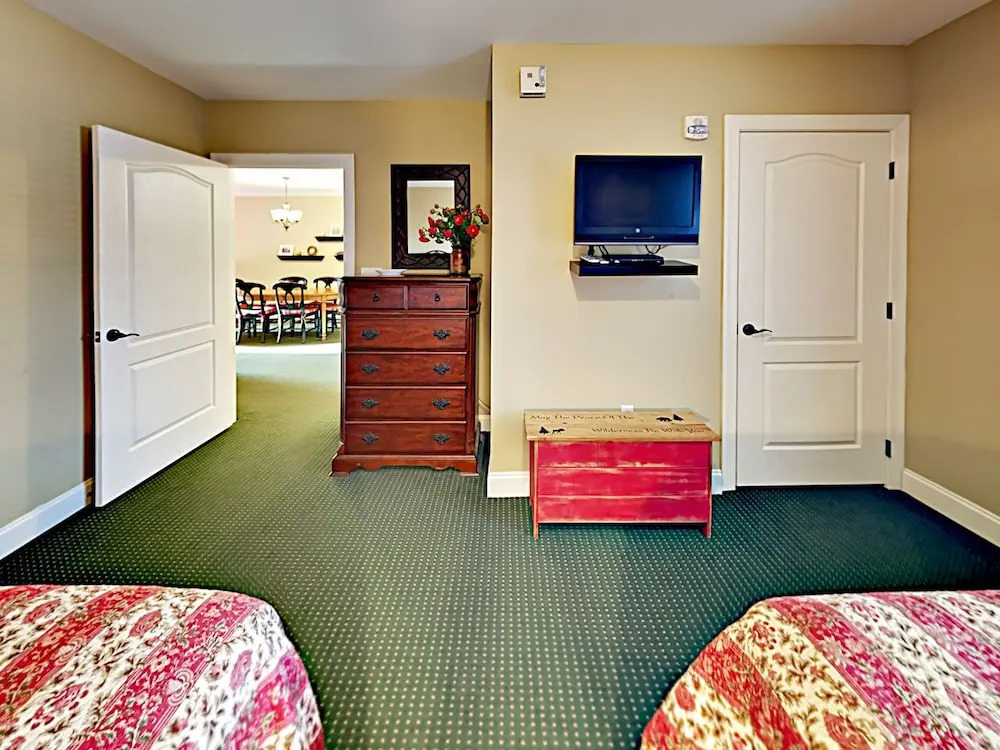 Bon Air #B3062 - 2 Br Condo