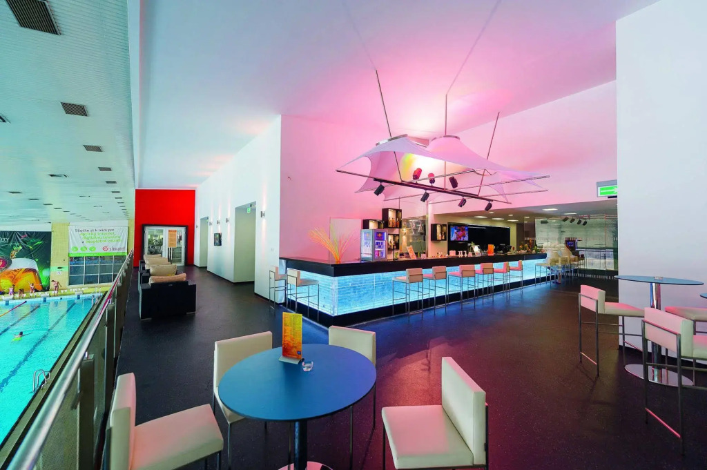 Hotel AquaCity Seasons