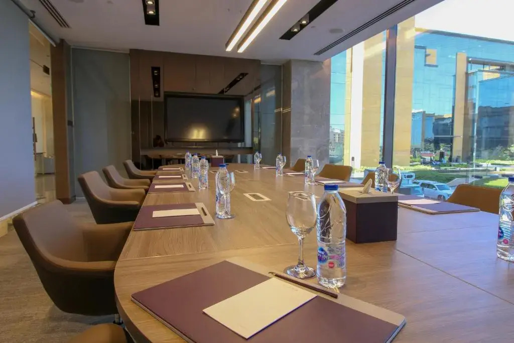 Views Hotel & Residences - Emaar King Abdullah Economic City