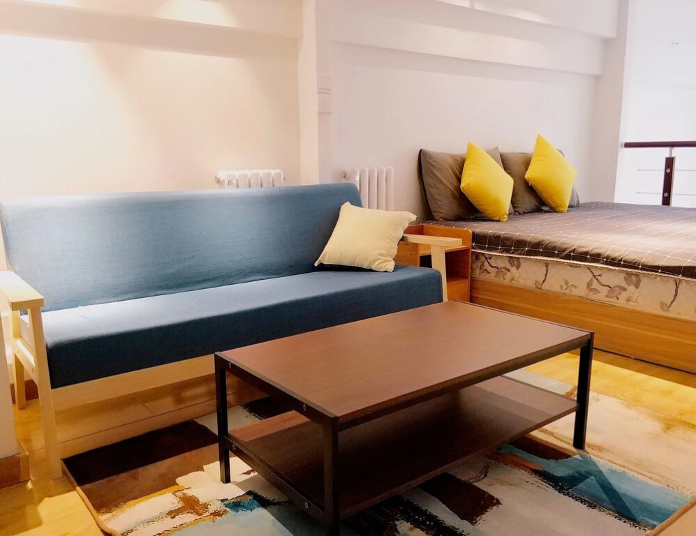 South Lake Theme Loft  Apartment