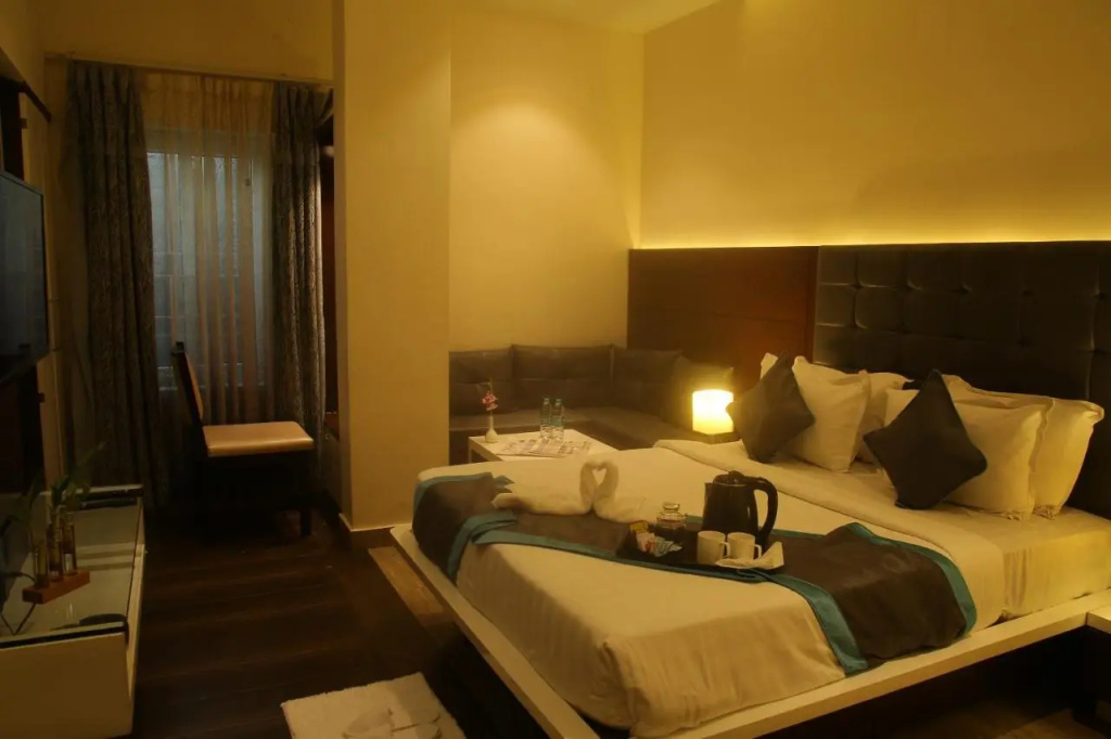 PARK SIGNATURE HOTELS - Royal Benza