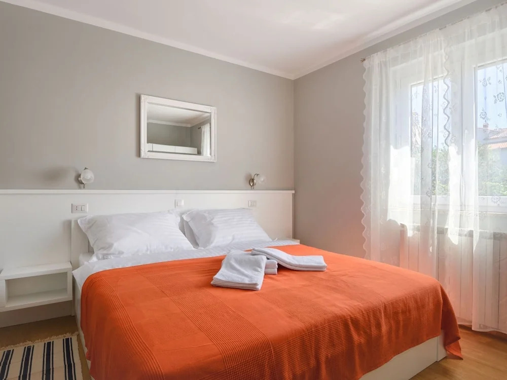 Apartment with Common Pool, Balcony, & Barbecue in Mali Maj near Porec