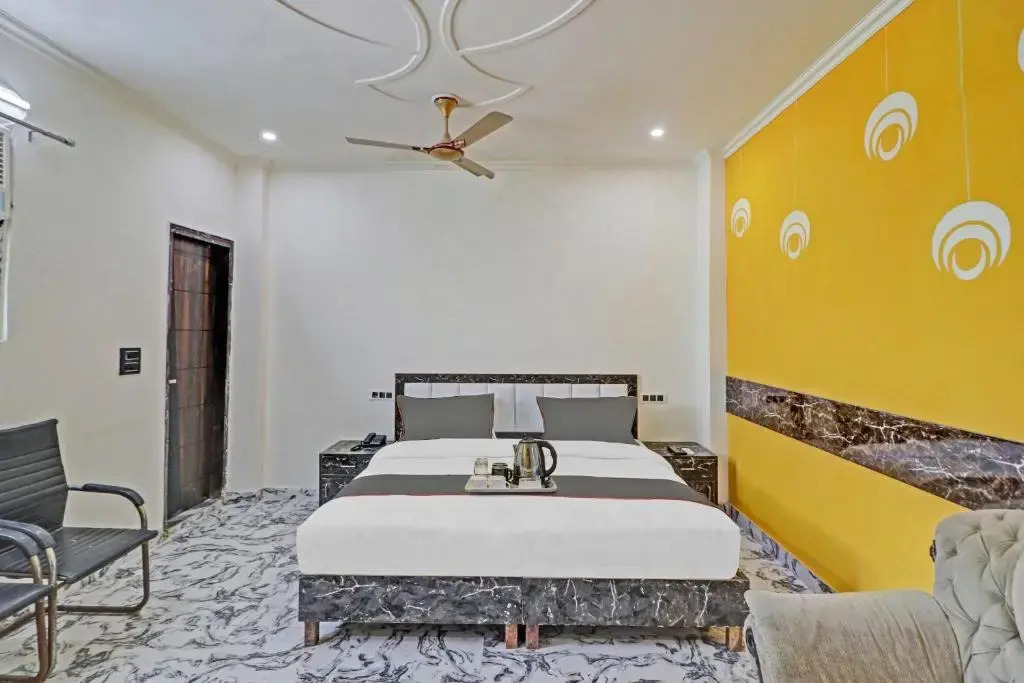 Capital O 89538 Hotel The Royal Orbit