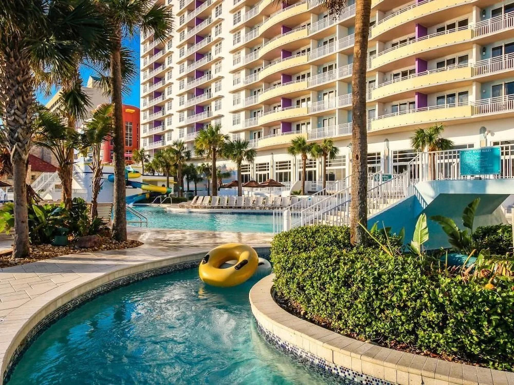 Ocean Walk 2430