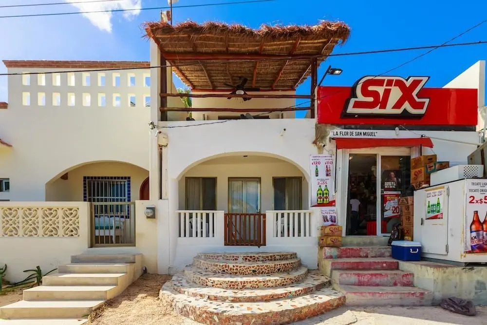 Casa Bongo by Skyrun