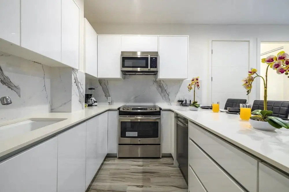 Palm Beach Aruba 3BR 2BA Close to Beach