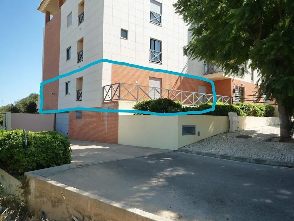 Luxury Ground-floor Appartment 5 Stars, 2 Bedrooms, 2 Bathrooms, Free Wifi