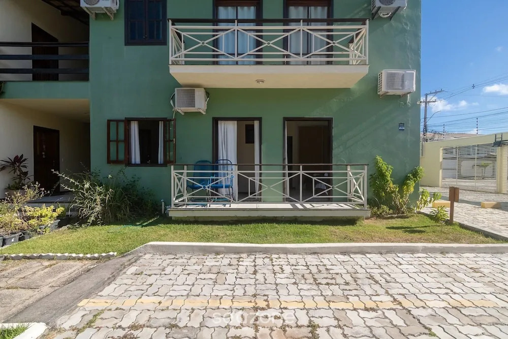 Apartments in Condominium With Pool 1km From the Beach - GIU