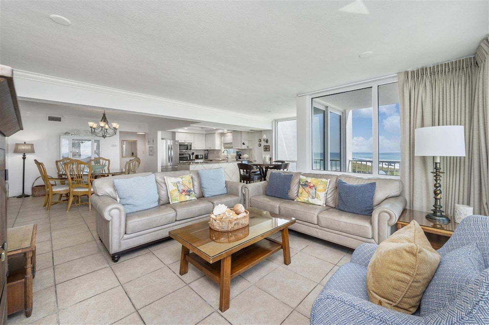 Shoreline Towers 2036 3 Bedroom Condo