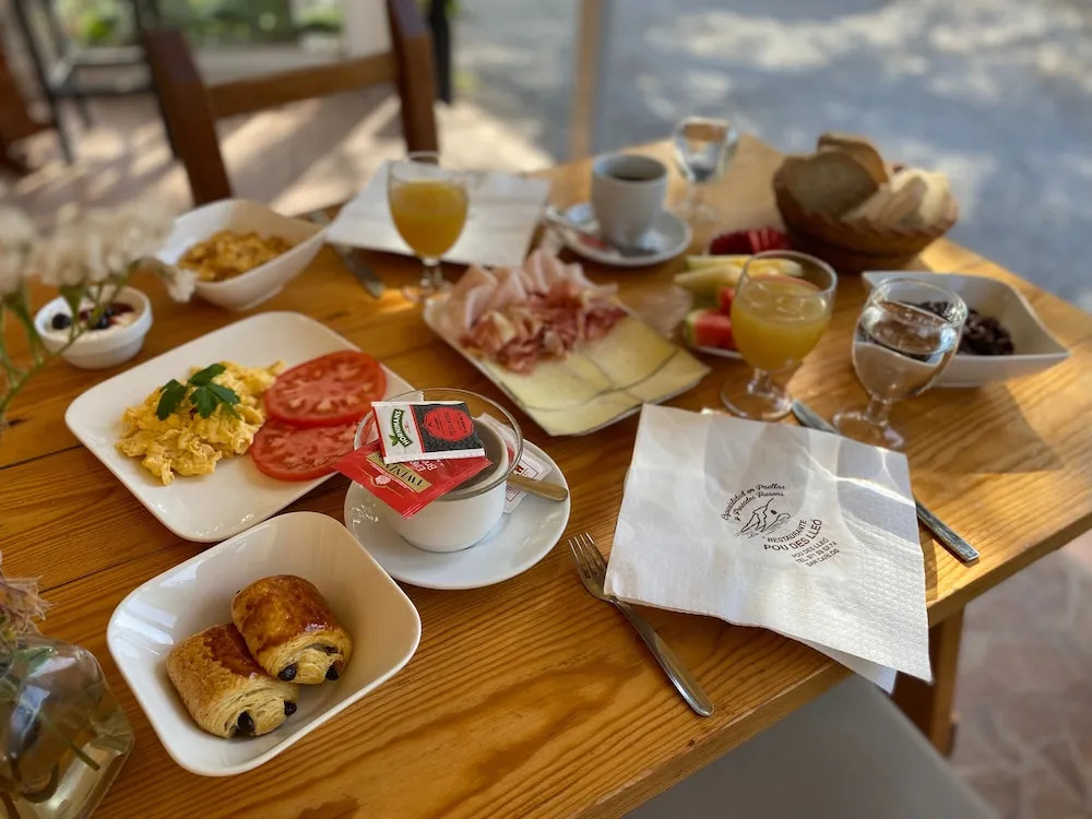 Hostal Restaurante Pou des Lleó