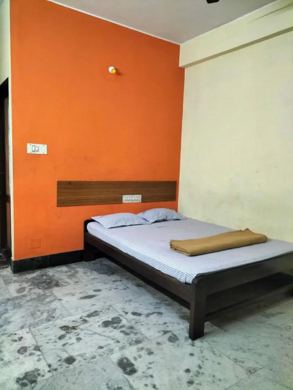 Hotel Eswara Lodge
