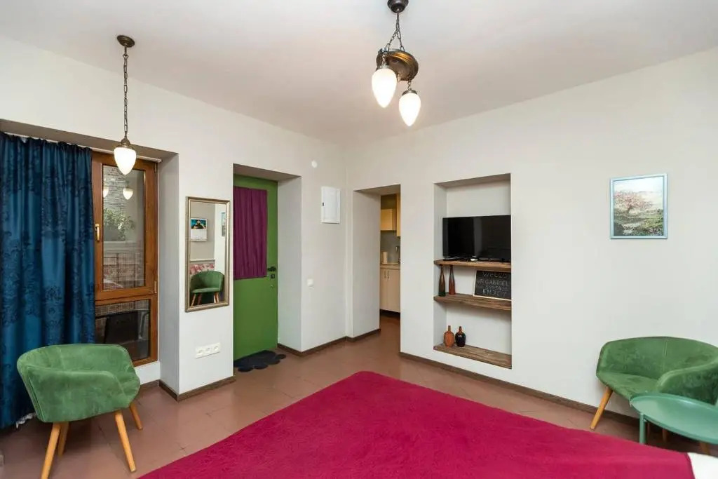 ?Cozy and Stylish 1BR apt. Near Rustaveli Avenue?