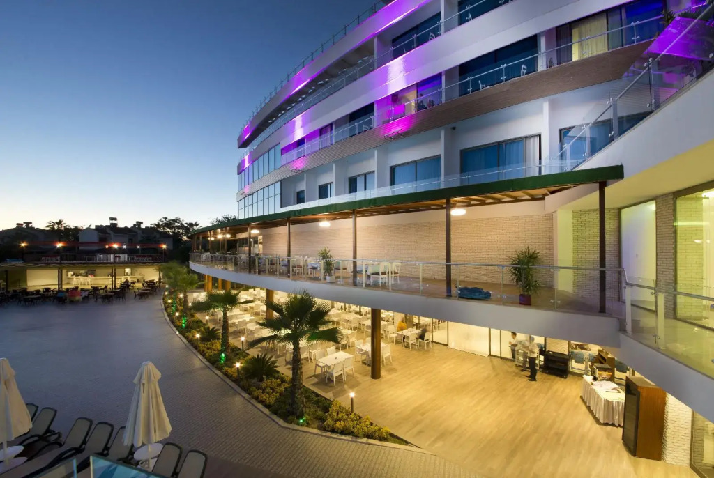 Raymar Resort & Aqua