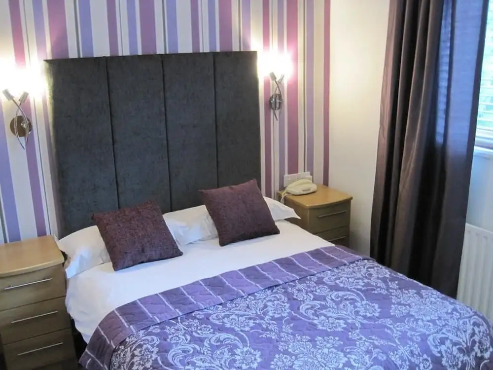 Glenburn Hotel