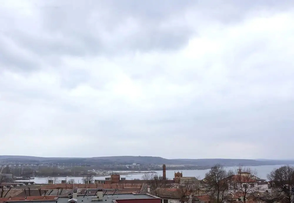 FM Economy 2-BDR Apartment - Varna Bay