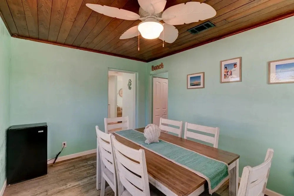 Tropical Retreat, Updated Private Home With Wifi