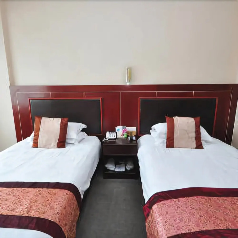 Xiong Zhen Hotel