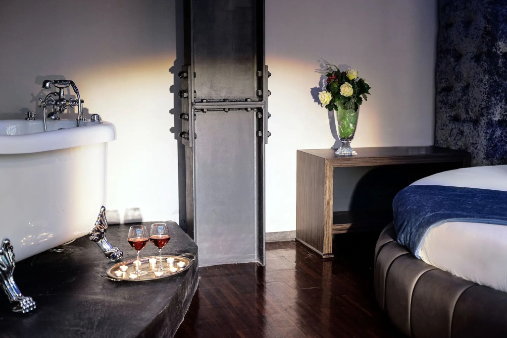 Diamond Suites, Philian Hotels and Resorts
